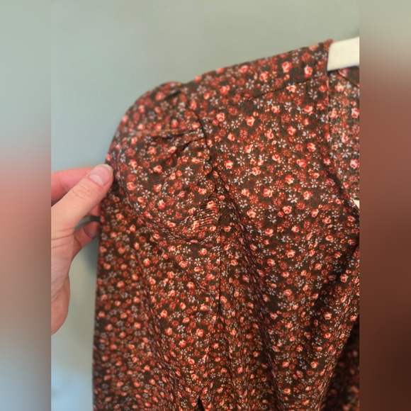 Ditzy Floral Long Puff Sleeve Dress - Picture 3 of 5